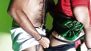Ghar aaye BABA se hot Sexy Bhabi ne Achche Future Ke Liye chudvaya