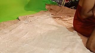 Sexy couple mid night fucking show is full Hard sex homemade super hot Indian aunty