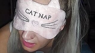 kaise mere dost kee patnee murga choosatee hai