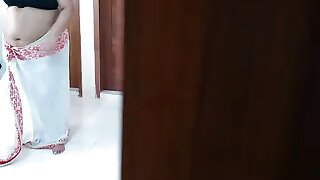 Jab Anjali Bhabhi Saree Badal Rahi Thi, Devar Ne Unhe Khidki Se Dekha Aur Chudai Karne Ke Liye Jabardasti - Indian Sex